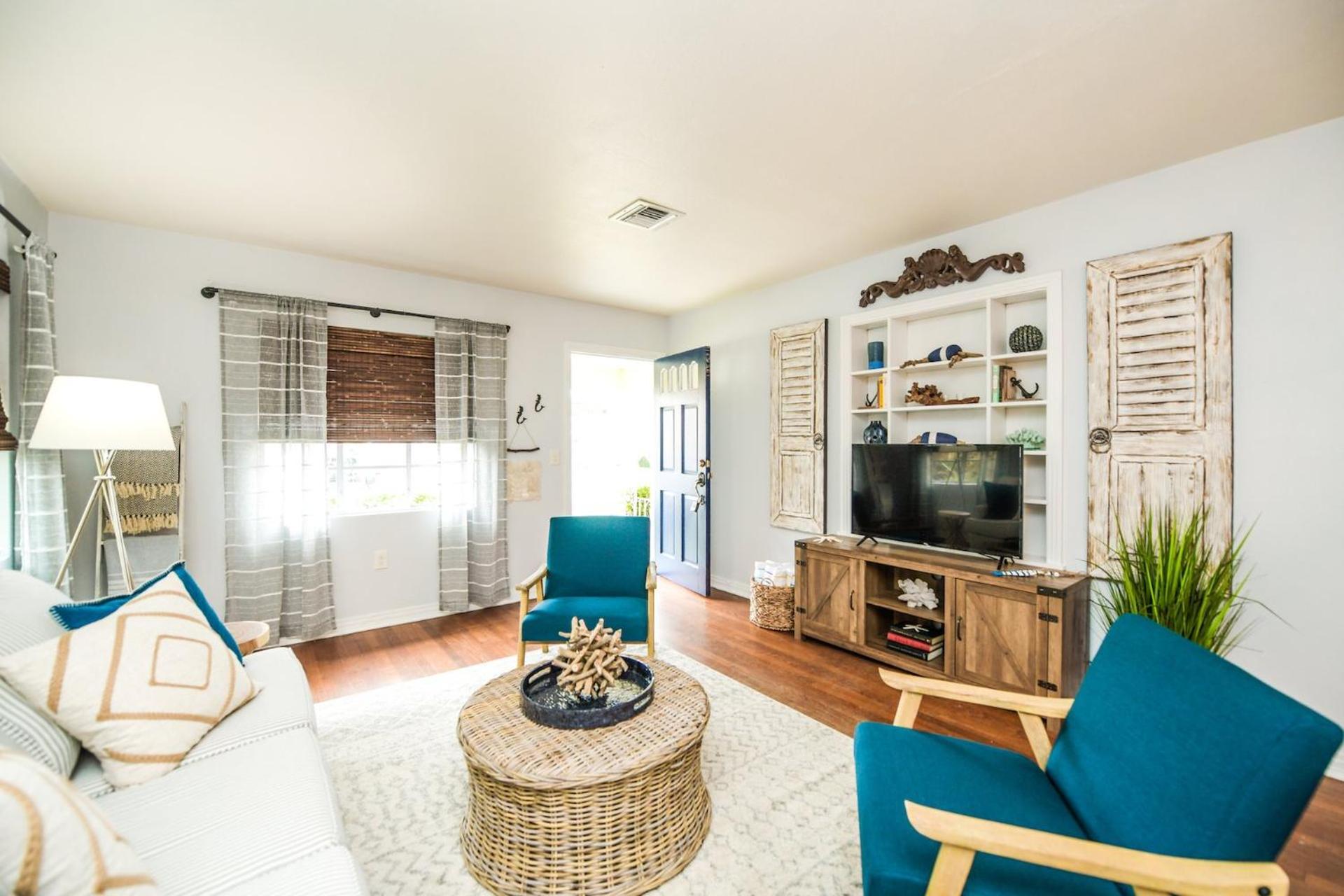 Casa Posada - So Close You Can Hear The Waves Historic Beach Cottage W Beach Gear Anna Maria Exterior foto