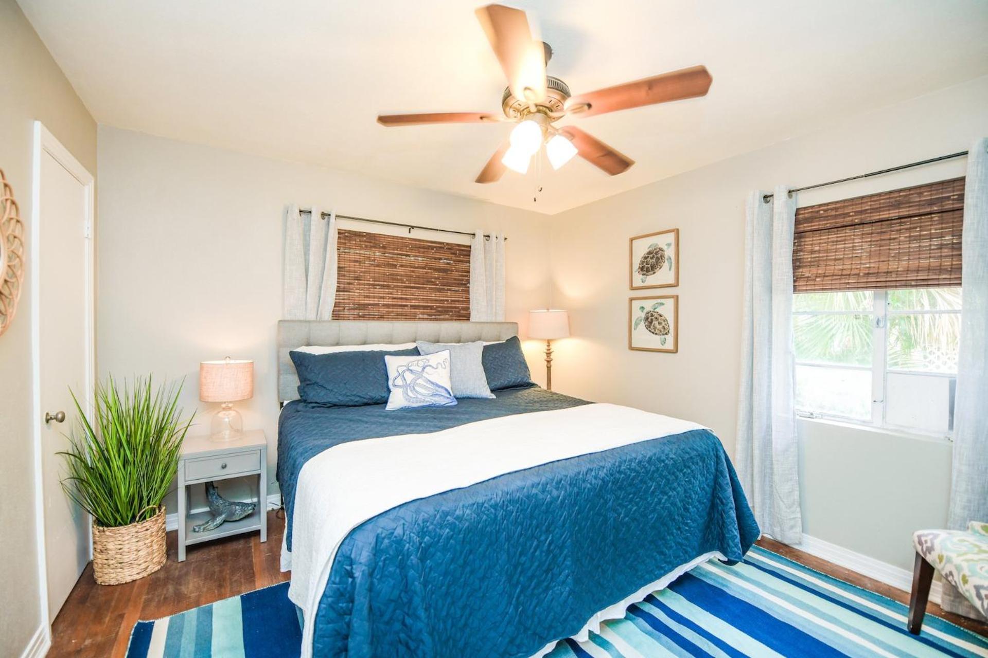 Casa Posada - So Close You Can Hear The Waves Historic Beach Cottage W Beach Gear Anna Maria Exterior foto
