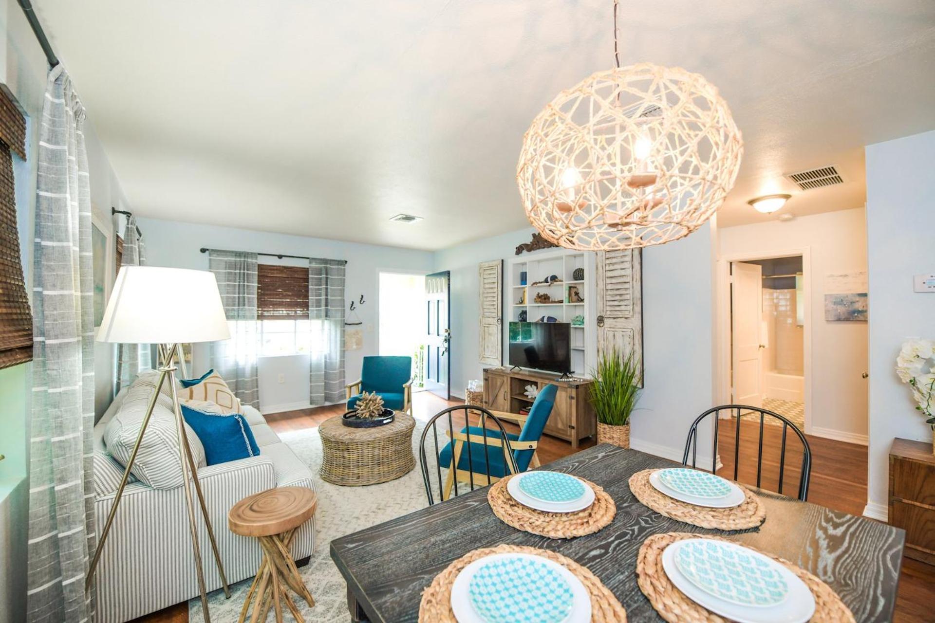 Casa Posada - So Close You Can Hear The Waves Historic Beach Cottage W Beach Gear Anna Maria Exterior foto
